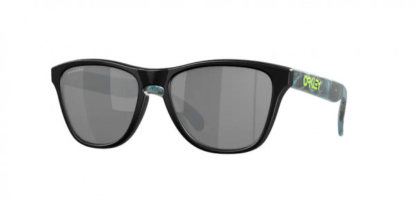 Oakley OJ9006 FROGSKINS XS Sunglasses, 900633 FROGSKINS XS MATTE BLACK PRIZM (BLACK)